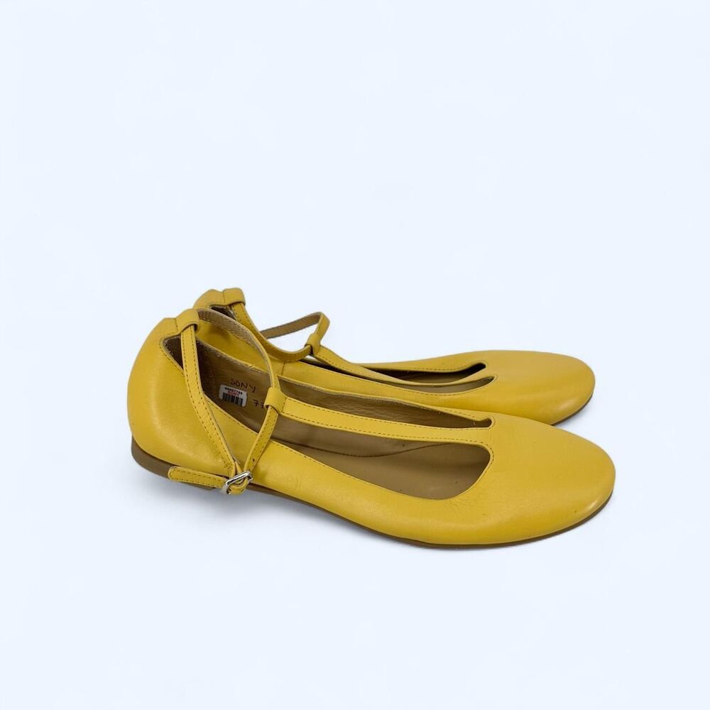 Yellow Leather Round Toe Double T Strap Mary Jane Ballet Flats NWOT